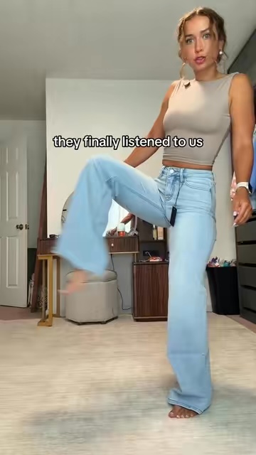 Vídeo de @prettypickedd vendendo Calça jeans pantalona modeladora